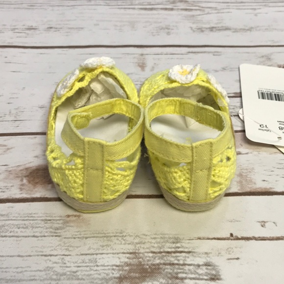 ***Mayoral Yellow Shoes - Picture 4 of 4